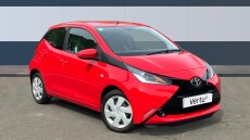 Toyota Aygo 1.0 VVT-i X-Play 5dr x-shift Petrol Hatchback
